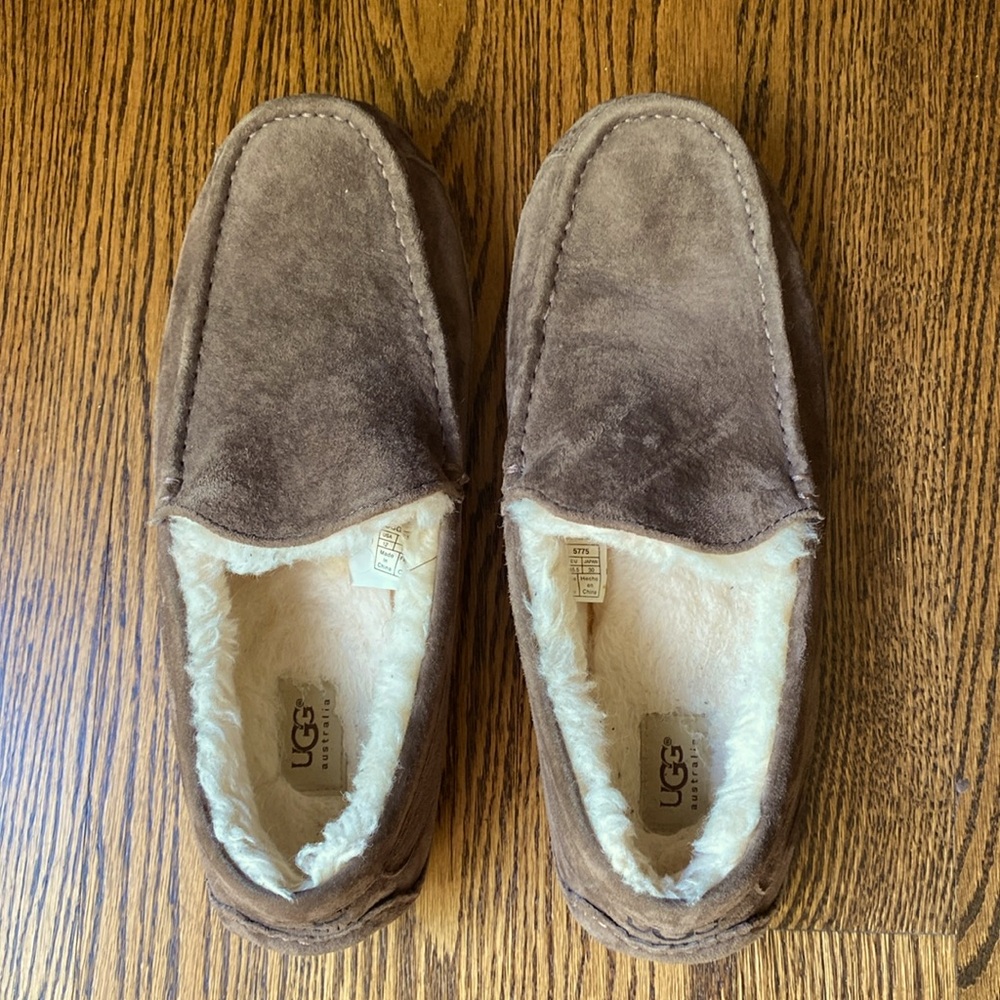 Ugg slippers